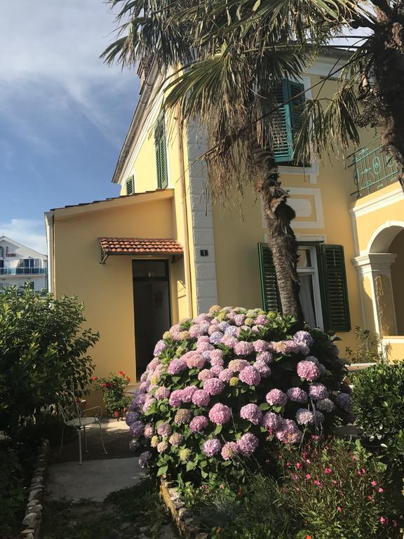 House Grabic Hotel Tivat Luaran gambar