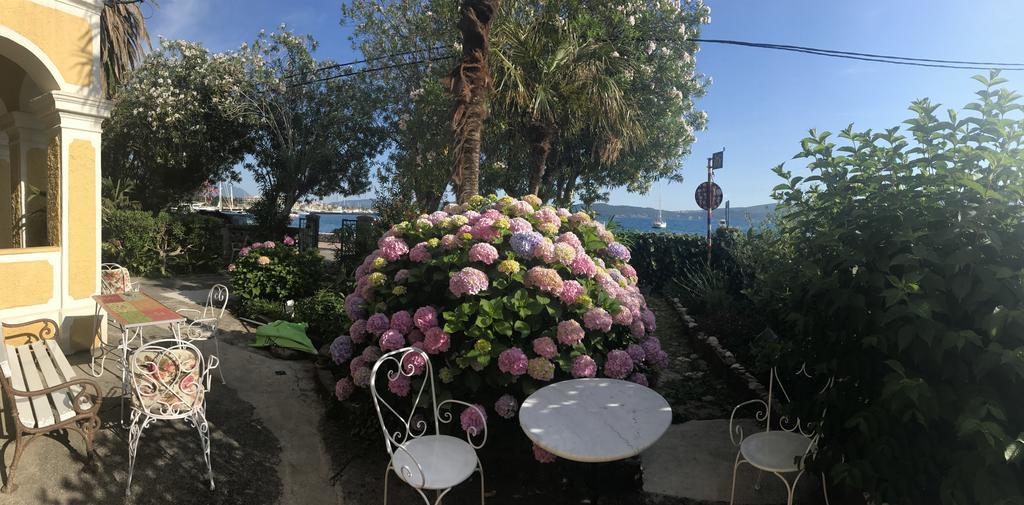 House Grabic Hotel Tivat Luaran gambar